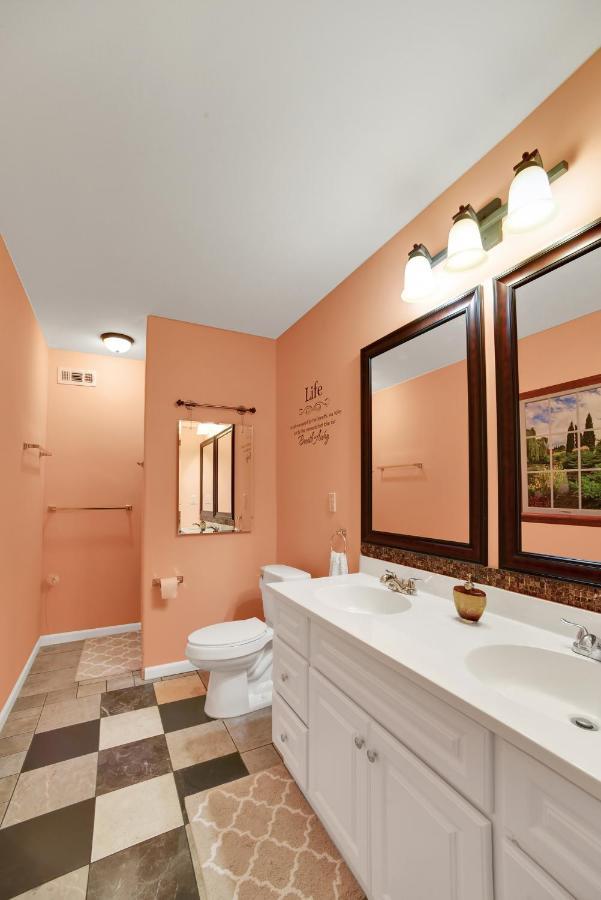 Whispering Oak Mansion Apartment Bear Luaran gambar