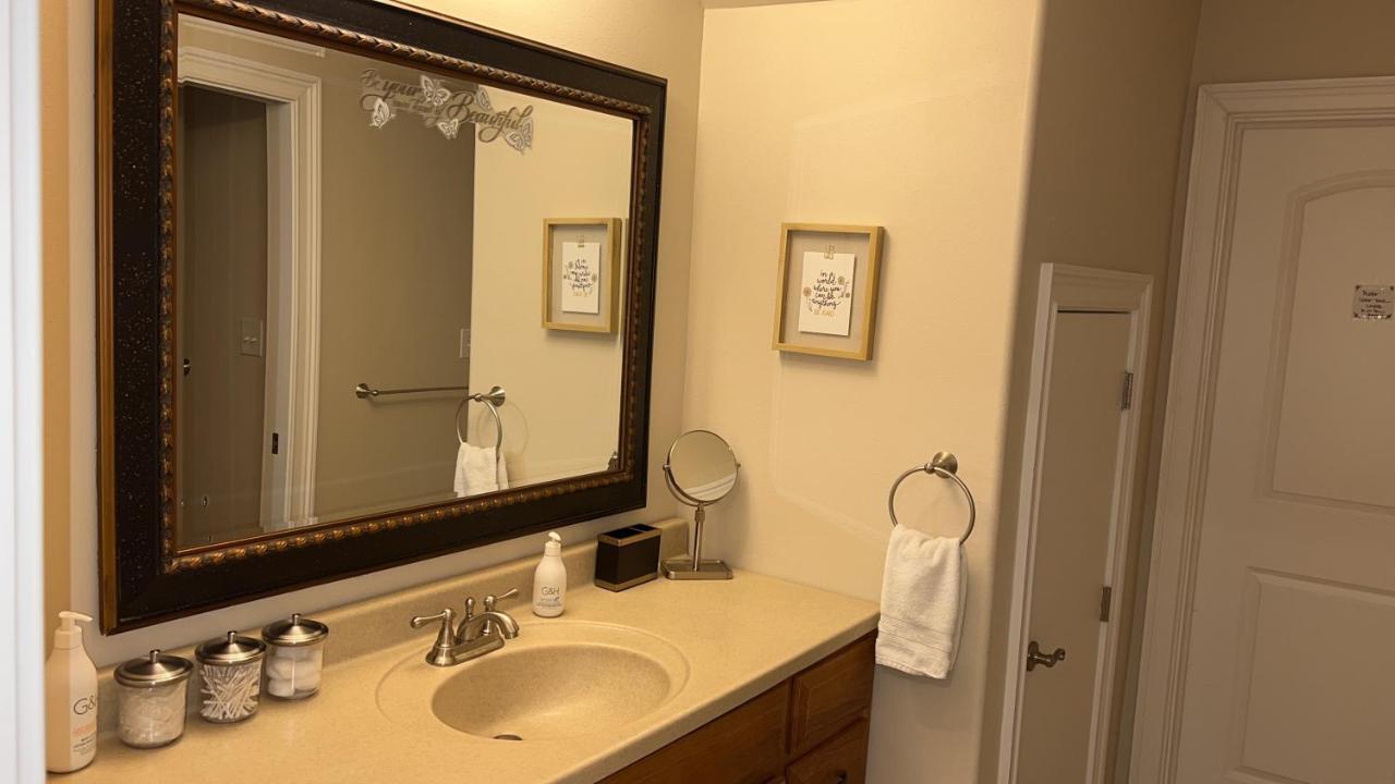 Whispering Oak Mansion Apartment Bear Luaran gambar