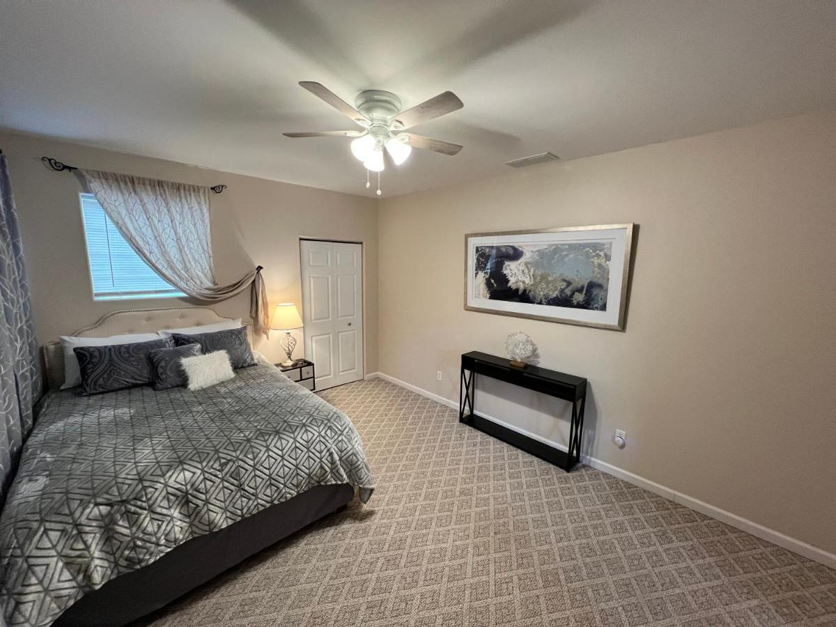 Whispering Oak Mansion Apartment Bear Luaran gambar